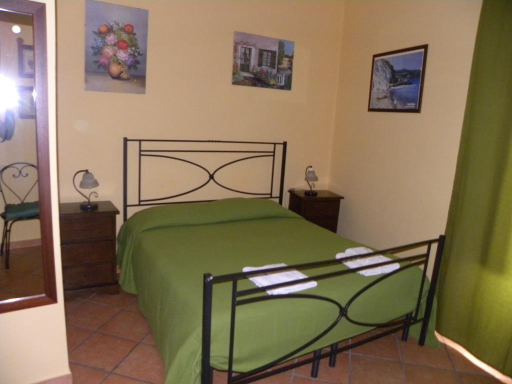 Case Vacanze Albamarina Lipari  Værelse billede
