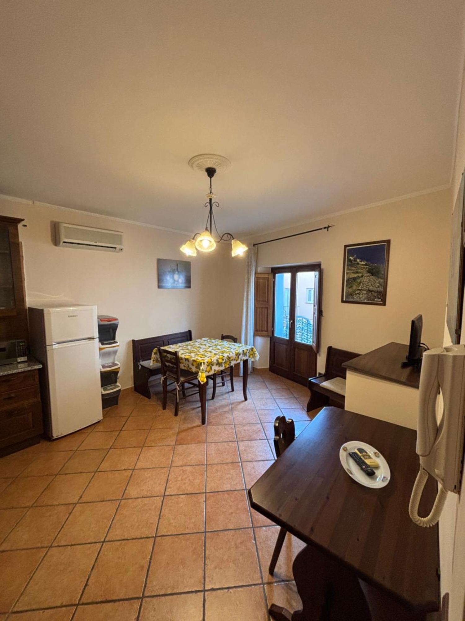 Case Vacanze Albamarina Lipari  Eksteriør billede